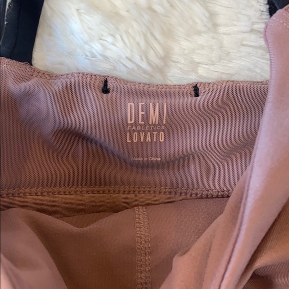 Fabletics Demi Lovato Julia Performance Ta… - Picture 5 of 8